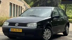Zwart Gebruikt 2002 VW Golf IV Hatchback | € 1.499 (Eerlijke prijs)