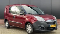 Rood Gebruikt 2013 Opel Combo MPV | € 3.800 (Eerlijke prijs)