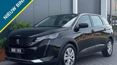 Zwart Gebruikt 2021 Peugeot 5008 Active MPV | € 21.795 (Eerlijke prijs)