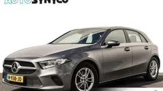Grijs Gebruikt 2019 Mercedes A200 Premium Hatchback | € 22.850 (Eerlijke prijs)