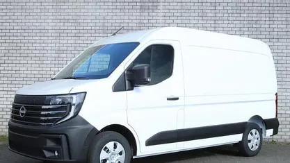 Mineral white (qng) Nieuw 2025 Nissan Interstar Van | € 43.695 (Eerlijke prijs)