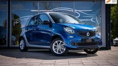 Blauw, metallic lak Gebruikt 2018 Smart ForFour Hatchback | € 9.745 (Eerlijke prijs)