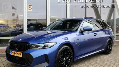 Blauw Gebruikt 2022 BMW 330e M Sport Stationwagen | € 39.895 (Eerlijke prijs)