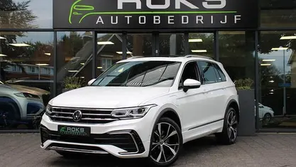Wit Occasion 2022 VW Tiguan Business SUV | € 35.850 (Eerlijke prijs)