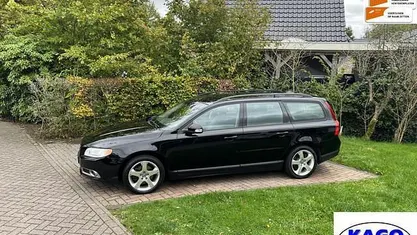 Zwart Gebruikt 2009 Volvo V70 Stationwagen | € 6.450 (Eerlijke prijs)