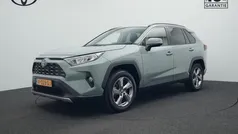 Groen Gebruikt 2021 Toyota RAV4 Style SUV | € 35.945 (Eerlijke prijs)