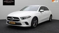 Wit Gebruikt 2018 Mercedes A200 Premium Hatchback | € 19.950 (Eerlijke prijs)