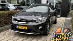 Grijs Gebruikt 2020 Kia Stonic SUV | € 14.745 (Eerlijke prijs)