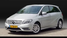 Grijs Gebruikt 2014 Mercedes B180 Ambition MPV | € 12.850 (Eerlijke prijs)