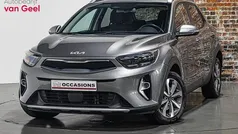 Grijs Gebruikt 2023 Kia Stonic SUV | € 20.895 (Eerlijke prijs)