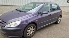 Paars Gebruikt 2001 Peugeot 307 Hatchback | € 1.100 (Eerlijke prijs)