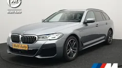 Grijs Gebruikt 2021 BMW 530e M Sport Stationwagen | € 38.740 (Eerlijke prijs)