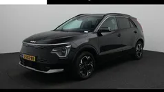 Zwart, metallic lak Gebruikt 2024 Kia e-Niro Advance SUV | € 32.440 (Super prijs)