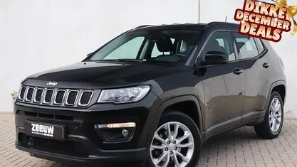 Zwart (metallic) Gebruikt 2019 Jeep Compass Longitude SUV | € 18.450 (Eerlijke prijs)