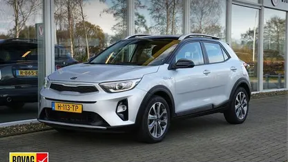 Gebruikt 2020 Kia Stonic SUV | € 16.450 (Eerlijke prijs)