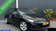 Gebruikt 2021 VW Golf VIII Stationwagen | € 21.450 (Eerlijke prijs)