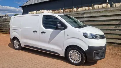 Occasion 2021 Toyota Proace Comfort MPV | € 12.950 (Super prijs)