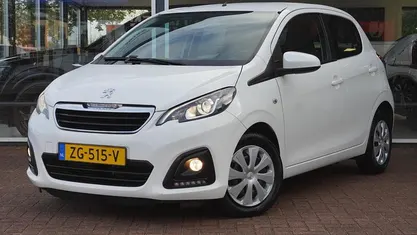 Occasion Peugeot 108 Active 72 PK (52 kW) 2019 Hatchback
