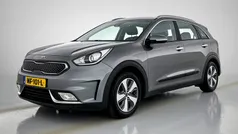 Grijs Gebruikt 2017 Kia Niro First Edition SUV | € 17.950 (Eerlijke prijs)