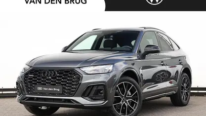 Grijs Occasion 2024 Audi Q5 Sportback Competition SUV | € 60.195 (Eerlijke prijs)