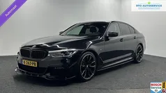 Zwart Gebruikt 2018 BMW 540 Executive Sedan | € 35.000 (Eerlijke prijs)