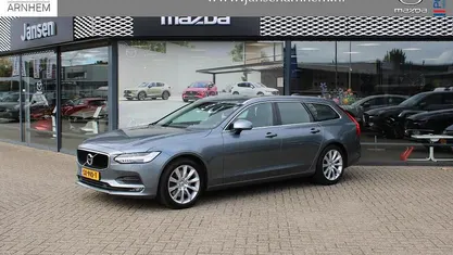 Grijs Gebruikt 2018 Volvo V90 Momentum Stationwagen | € 24.950 (Eerlijke prijs)