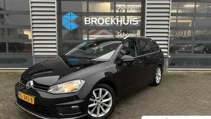 Zwart Gebruikt 2016 VW Golf VII Edition Stationwagen | € 13.945 (Eerlijke prijs)