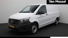 Gebruikt 2023 Mercedes Vito MPV | € 26.900 (Eerlijke prijs)
