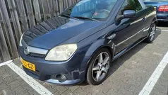 Grijs Gebruikt 2007 Opel Tigra Cabriolet | € 1.199 (Goede deal)