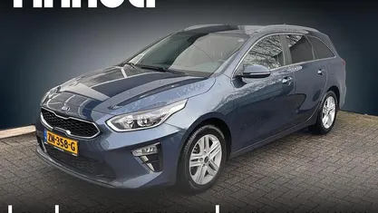 Blauw Occasion 2019 Kia Ceed Hatchback | € 14.950 (Eerlijke prijs)