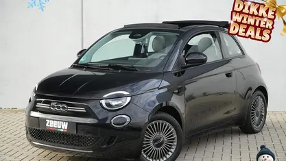 Gebruikt 2022 Fiat 500e Icon Cabriolet | € 19.900 (Super prijs)