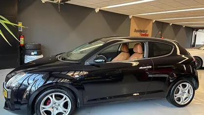 Occasion 2014 Alfa Romeo MiTo Hatchback | € 6.995 (Eerlijke prijs)