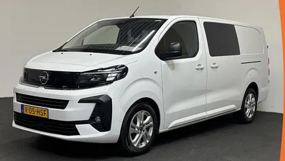 Wit Gebruikt 2024 Opel Vivaro S MPV | € 40.940 (Eerlijke prijs)