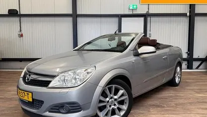Occasion Opel Astra Cabriolet Enjoy 140 PK (102 kW) 2007 Grijs Cabriolet