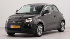 Zwart Gebruikt 2023 Fiat 500e Urban Hatchback | € 19.925 (Eerlijke prijs)