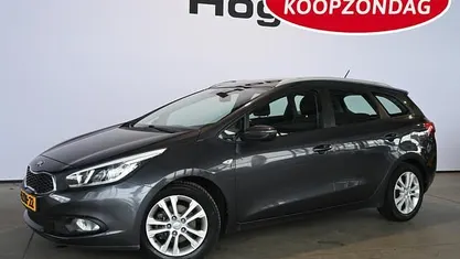 Grijs (metallic) Occasion 2013 Kia Ceed Sportswagon Stationwagen | € 6.940 (Eerlijke prijs)