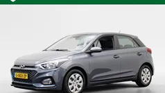 Grijs Gebruikt 2020 Hyundai i20 Comfort Hatchback | € 17.845 (Eerlijke prijs)