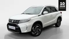Gebruikt 2025 Suzuki Vitara Style SUV | € 29.895 (Eerlijke prijs)