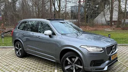 Grijs Gebruikt 2016 Volvo XC90 R-Design SUV | € 24.950 (Eerlijke prijs)