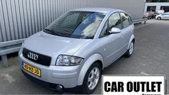 Grijs, metallic lak Gebruikt 2002 Audi A2 Design Hatchback | € 1.950 (Eerlijke prijs)