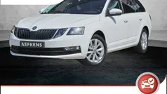 Wit Gebruikt 2020 Skoda Octavia Business Line Stationwagen | € 21.925 (Eerlijke prijs)