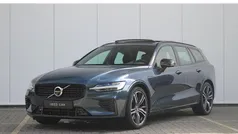 Blauw Gebruikt 2020 Volvo V60 R-Design Stationwagen | € 32.950 (Eerlijke prijs)