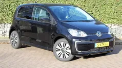 Zwart, metallic lak Gebruikt 2022 VW e-up! Style Hatchback | € 19.950 (Eerlijke prijs)