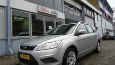 Grijs Gebruikt 2010 Ford Focus Trend Stationwagen | € 2.099 (Eerlijke prijs)