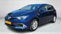 Gebruikt 2017 Toyota Auris Executive Hatchback | € 17.850 (Eerlijke prijs)