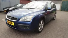 Blauw Gebruikt 2005 Ford Focus Ghia Stationwagen | € 1.450 (Eerlijke prijs)