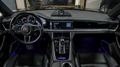 Occasion Porsche Panamera S E-Hybrid Sport Turismo 462 PK (339 kW) 2018 Zwart metallic Sedan