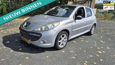 Grijs Gebruikt 2009 Peugeot 206+ Hatchback | € 1.899 (Eerlijke prijs)