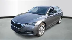 Grijs Gebruikt 2023 Skoda Octavia Business Line Stationwagen | € 28.940 (Eerlijke prijs)