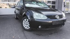 Zwart Gebruikt 2004 VW Golf V Comfortline Hatchback | € 2.895 (Eerlijke prijs)